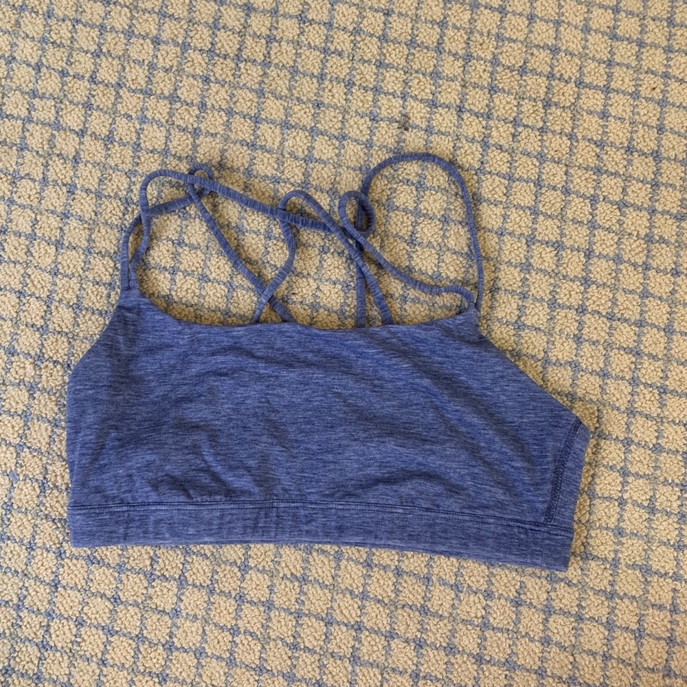 Light purple gap fit sports bra